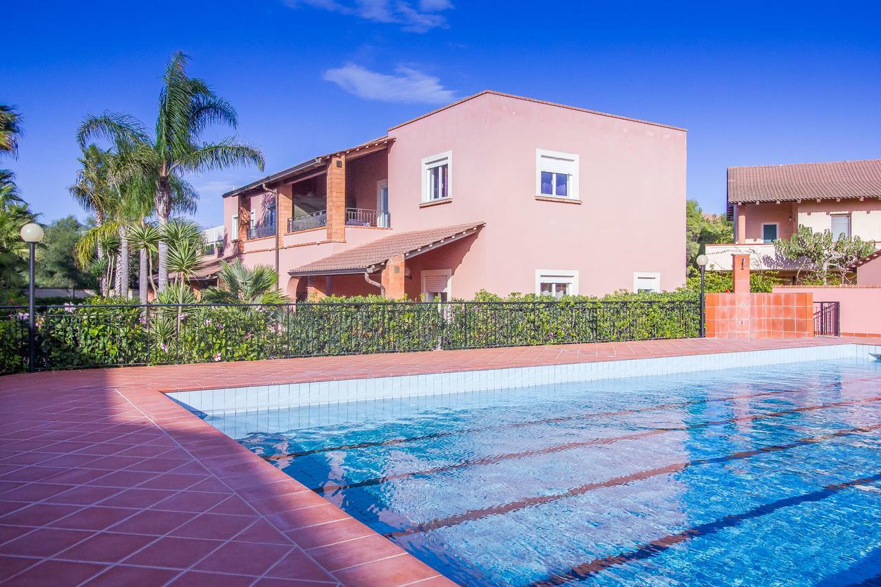 Residence Del Mare Casesicule Санта-Мария-дель-Фокалло Экстерьер фото