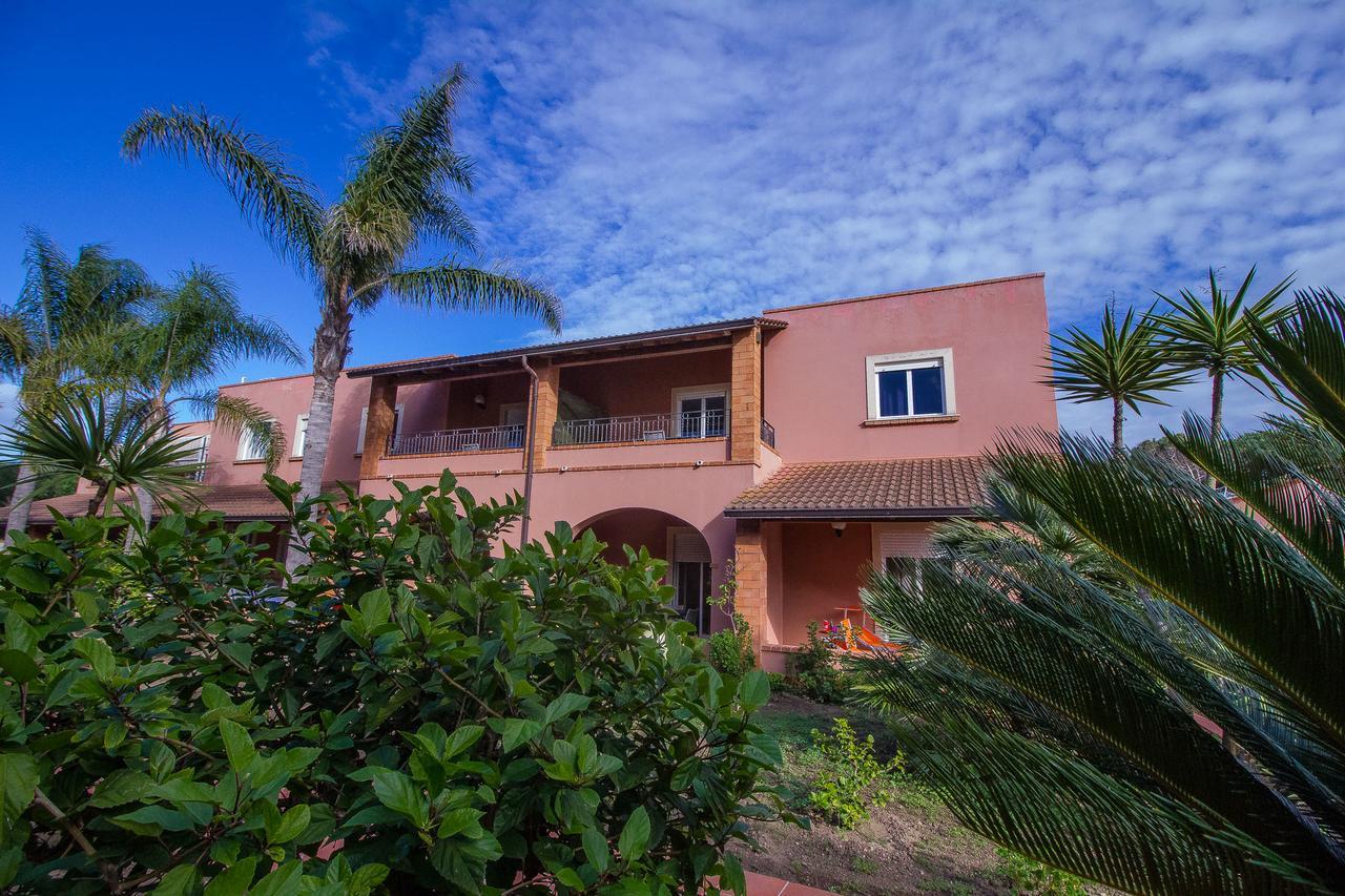 Residence Del Mare Casesicule Санта-Мария-дель-Фокалло Экстерьер фото