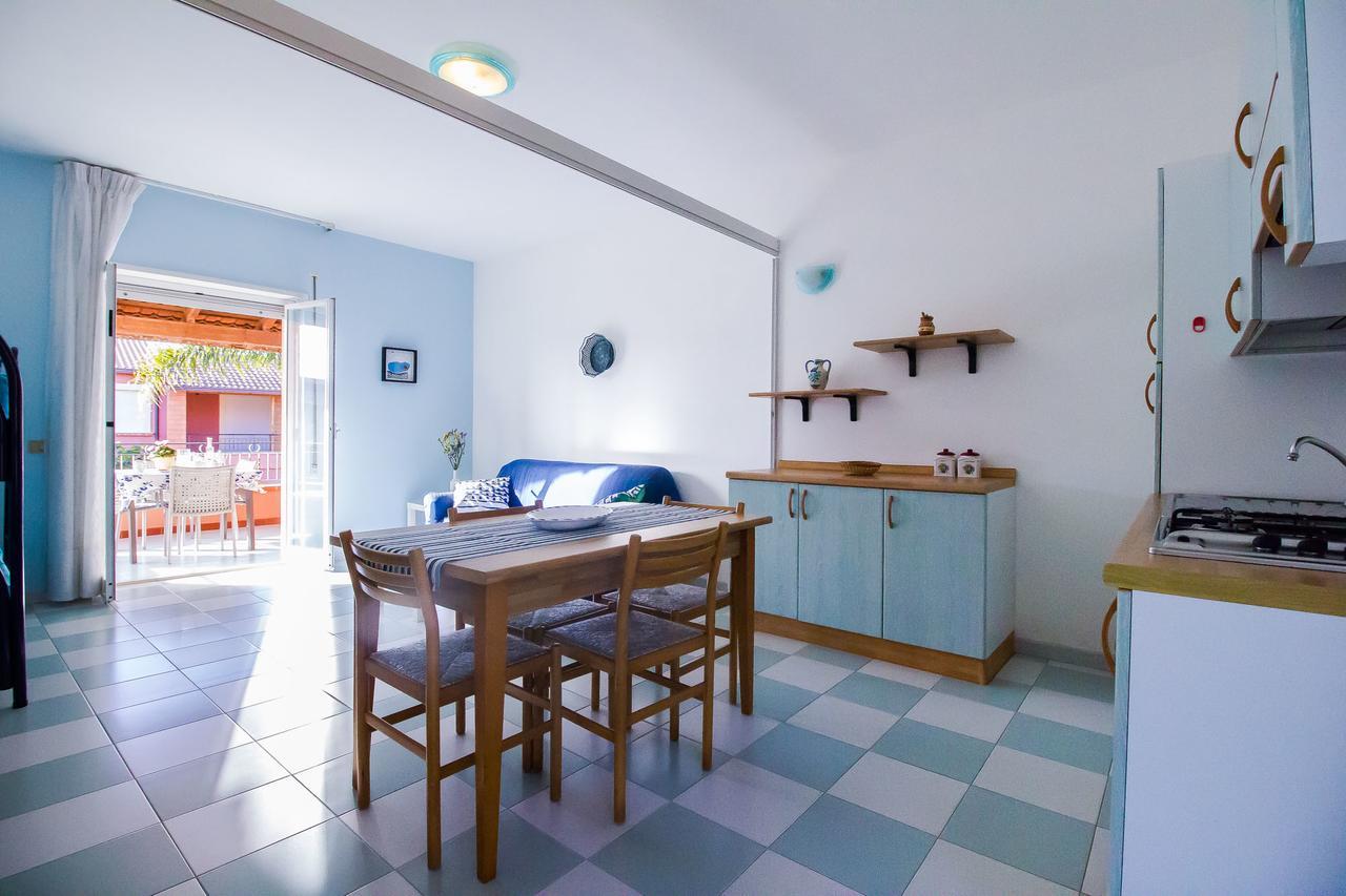 Residence Del Mare Casesicule Санта-Мария-дель-Фокалло Экстерьер фото