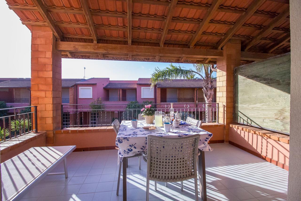 Residence Del Mare Casesicule Санта-Мария-дель-Фокалло Экстерьер фото